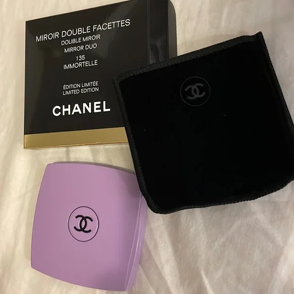 Authentic Chanel Limited Edition Lilac Dual Mirror - Picture 3 of 7